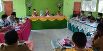 Sekda Bersama Tim Satgas Covid-19 Mesuji Terus Bergerak melakukan Sosialisasi PPKM