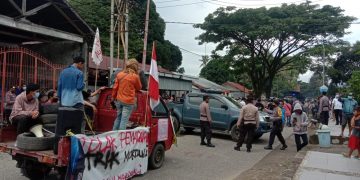 AMM, Unjuk Rasa Krisis Listrik & Minta Kepala ULP Bungku Dicopot Dari Jabatannya