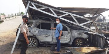 Polsek Dente Teladas Identifikasi dan Olah TKP Kebakaran