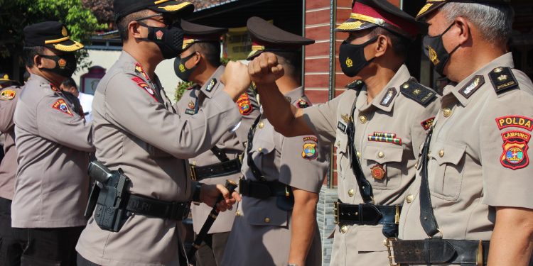 Kapolres Tulang Bawang Barat Pimpin Sertijab Wakapolres, dan Kabag Sumda