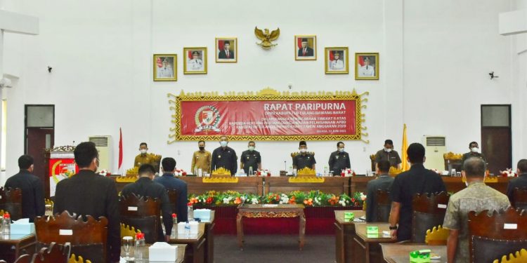 Umar Ahmad dan Fauzi Hasan Hadiri Paripurna Pertanggung Jawaban Pelaksanaan APBD Tahun Anggaran 2020