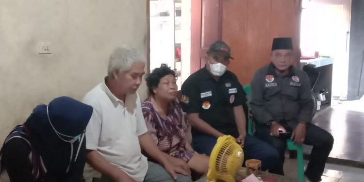 JPKP TuBaBa Kunjugi Warga Penderita Stroke Dan Diabetes