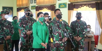 Berikan Motivasi Nakes, Kasad Kunjungi RST Wijayakusuma Purwokerto