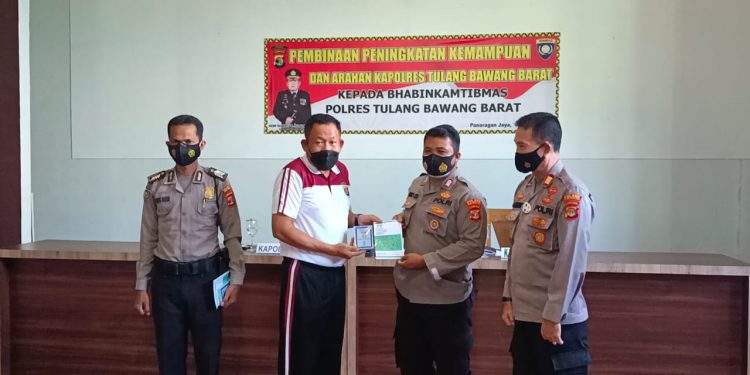 Kapolres Launching Buku Tracer dan Memberikan Pembinaan Kemampuan Kepada Bhabinkamtibmas Polres TuBaBa