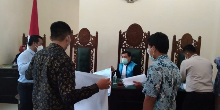 Tidak Dapat Serahkan Bukti yang Diminta Hakim, PT HIM Diujung Tanduk?