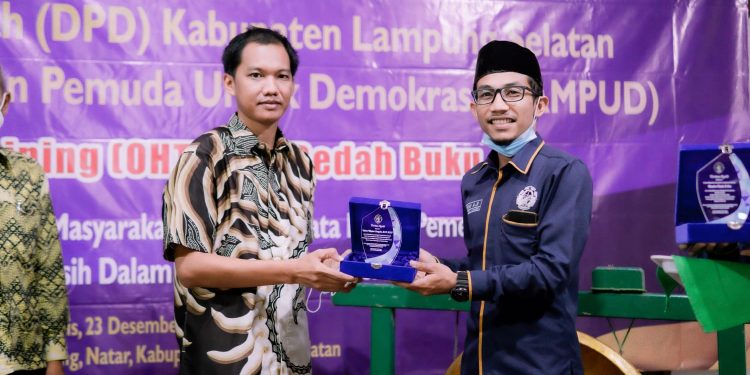 OHT KAMPUD Lamsel Membedah Buku Tata Kelola dan Dinamika Penanganan Pelanggaran Pilkada