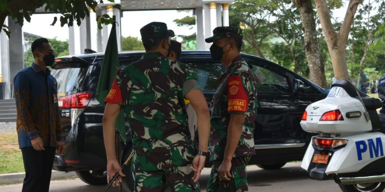 Dandim 0410/KBL Pantau Kegiatan Wapres RI Meresmikan Masjid Safinatul Ulum UIN Raden Intan