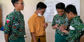 Berawal Dari Niat Untuk Bantu Siswa Tunarunggu, 3 Santri Ini Ciptakan Media Pembelajaran E-Syarat