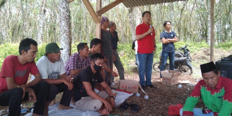 Kuasa ahli waris 5 (lima) keturunan Bandar Dewa, Ir. Achmad Sobrie, M.Si menyambangi posko Perjuangan lahan Ulayat 5 keturunan Bandar Dewa