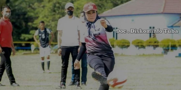Bupati Tulang Bawang, Winarti Buka Turnamen Sepakbola Bupati Cup
