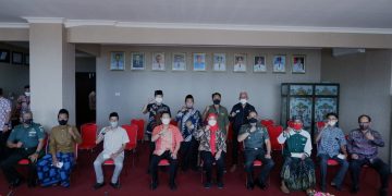 Dandim 0410/KBL Hadiri Penyerahan Bantuan Tunai Dari Walikota Eva Dwiana Kepada Kontingen Liga Santri Piala Kasad Tingkat Kodim