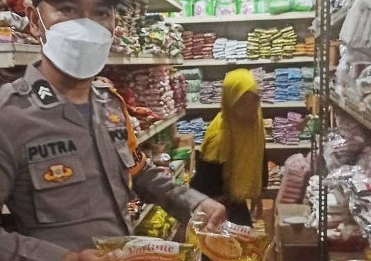 Monitoring Minyak Goreng di Toko, Iptu Poniran: Kedapatan Menimbun Akan Dilakukan Tindakan Tegas