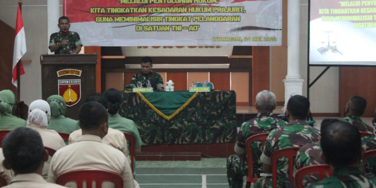 Tingkatkan Kedisiplinan dan Taat Hukum, Anggota Kodim 0728/Wonogiri Terima Penyuluhan Dari Kumdam IV/Diponegoro