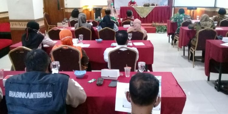 Peran Aktif Serka Isdiyanto Dalam Rakor Lokakarya Mini lintas Sektor UPT Puskesmas