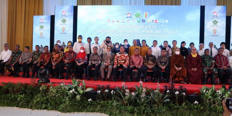 Kasdim 0410/KBL Hadiri Acara Perayaan Dharmasanti Trisuci Waisak 2566 BE/2022