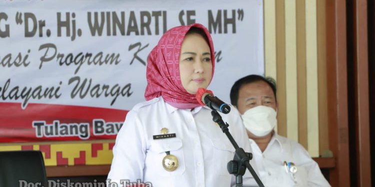 Tingkatkan Pelayanan Kesehatan Masyarakat, Bupati Winarti terapkan  1 Kampung 1 Perawat Kesehatan