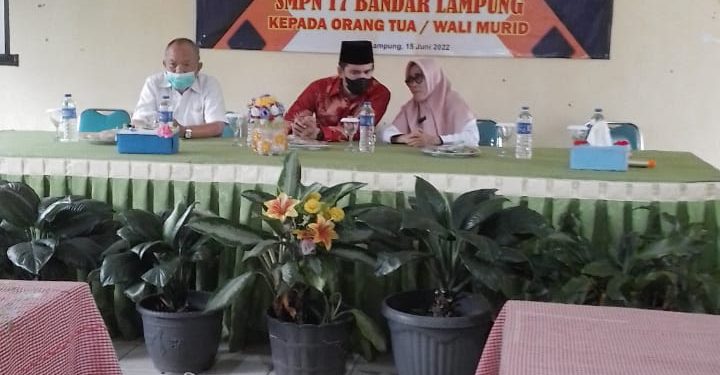SMPN 17 Bandar Lampung Sukses Gelar Pelepasan dan Penyerahan Peserta Didik Kelas 9