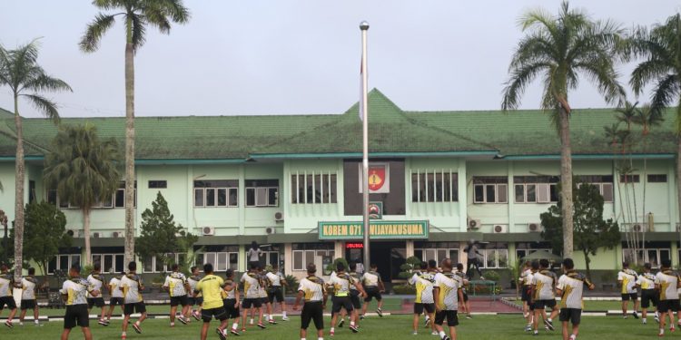 Perkuat Imunitas, Prajurit Wijayakusuma Lakukan Olahraga Mandiri