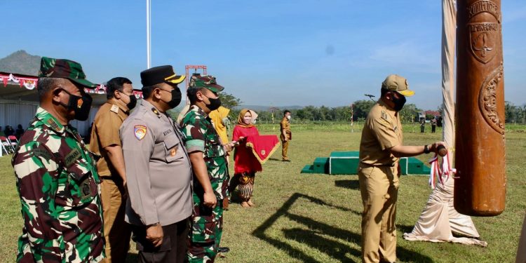 Pangkas Jalan 8.5 KM, Program TMMD Sendangmulyo Resmi Dibuka