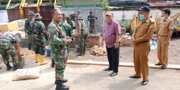 Pilot Project Pengolahan Limbah Sampah Kodim 0410 di Kelurahan Pesawahan