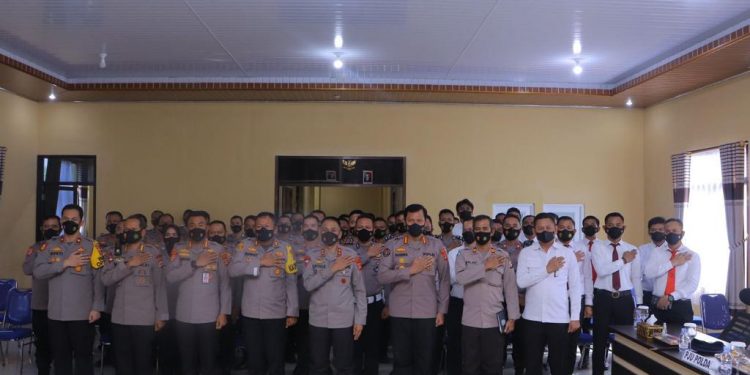 Kapolda Lampung : Beri Pelayanan Terbaik Kepada Masyarakat dan Anggota dilarang Terlibat Usaha Ilegal
