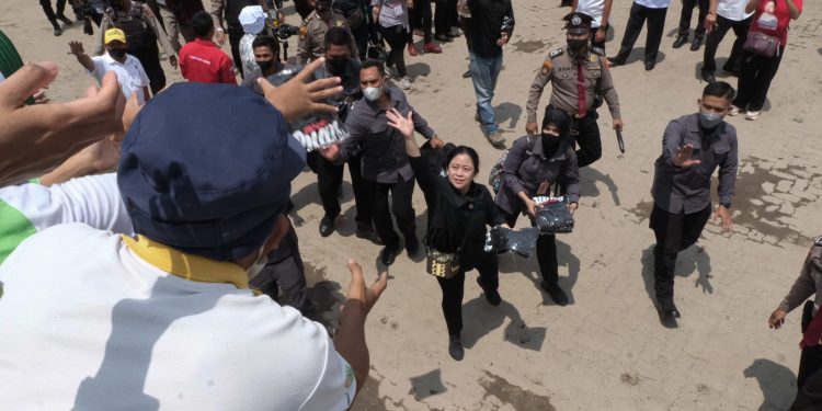 Tinjau Industri Nanas di Lampung, Puan Ingatkan Perusahaan-Petani Harus Sinergis