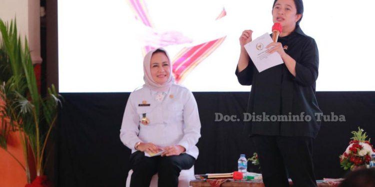Puan Maharani Pelopor Emansipasi Wanita Indonesia Era Digitalisasi Disambut Antusias oleh Warga Tulang Bawang