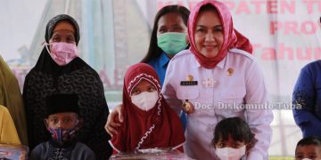 Winarti Hadiri Seminar Kesehatan dan Pemberdayaan Perempuan