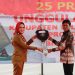 Bupati Winarti Berikan 3 Unit Ambulance Gratis, 11 Unit Motor dan Bantuan Sembako ke Kecamatan Gedung aji