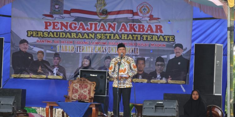 Parosil Mabsus Hadiri Tasyakuran Satu Abad PSHT Terate di Pekon Semarang Jaya