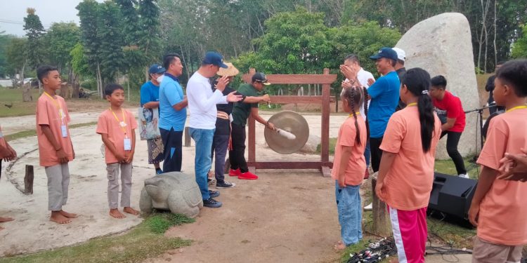 Pemukulan Gong Resmikan Tubaba Art Festival (TAF) ke 6