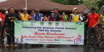 Danrem 071/Wijayakusuma ramaikan Gowes kerukunan Hari Amal Bhakti Kemenag ke 77