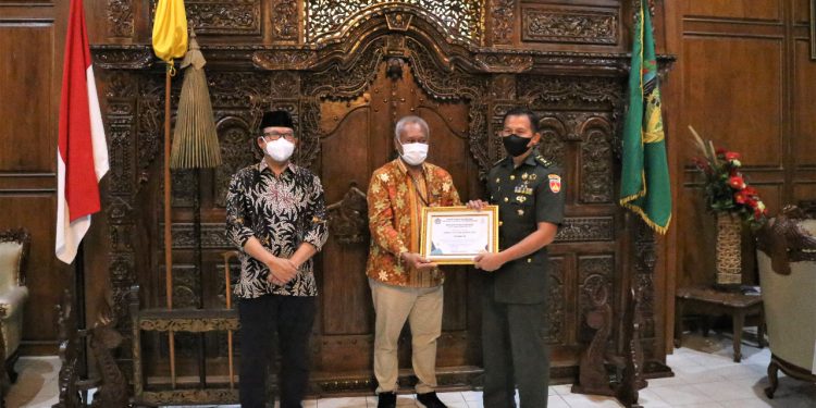 Korem 071/Wijayakusuma Raih Penghargaan Satker Terbaik Penyerapan Anggaran Tahun 2022