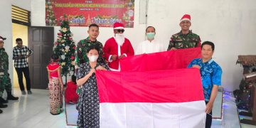 Satgas Pamtas Yonif 645/Gardatama Yudha Bantu Pengamanan Perayaan Natal di Perbatasan