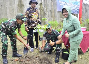 Danrem 074/Warastratama Bersama Forkopimda Kota Surakarta Laksanakan Penanaman Pohon