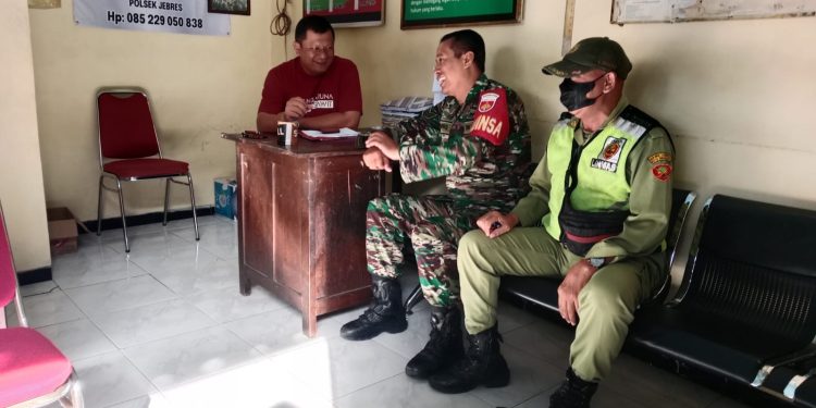 Perkenalan dan Silahturahmi Babinsa Baru Koramil 04/Jebres dengan Lurah Pucangsawit