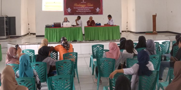 KPU Morowali  Bimtek Pengelolaan Keuangan Untuk PPK dan PPS