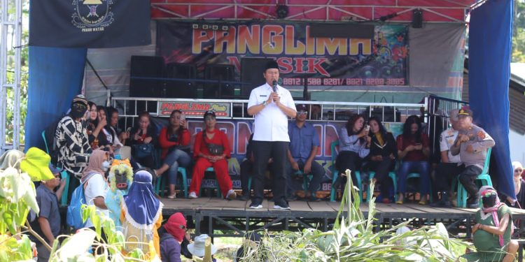 Drs Nukman MM Lestarikan Budaya Sekura