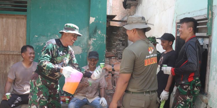 TMMD ke 116 Berikan Warna Serta Energi Positif Bagi Warga Kampung Pidada