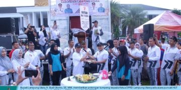 H Budi Utomo SE MM,Ikuti Jalan Sehat dan Senam Massal