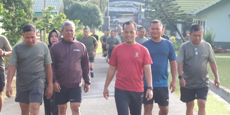Jaga Kebugaran Tubuh, Kodim 0410/KBL Laksanakan Olahraga Bersama