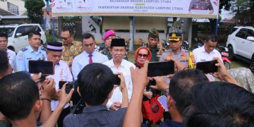 Kejari Lampura Serahkan 22 Unit Kendaraan Dinas Milik Pemkab Lampung Utara