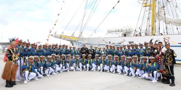 Satlat KJK Taruna AAL yang On Board di KRI Bima Suci Sandar di Lerwick