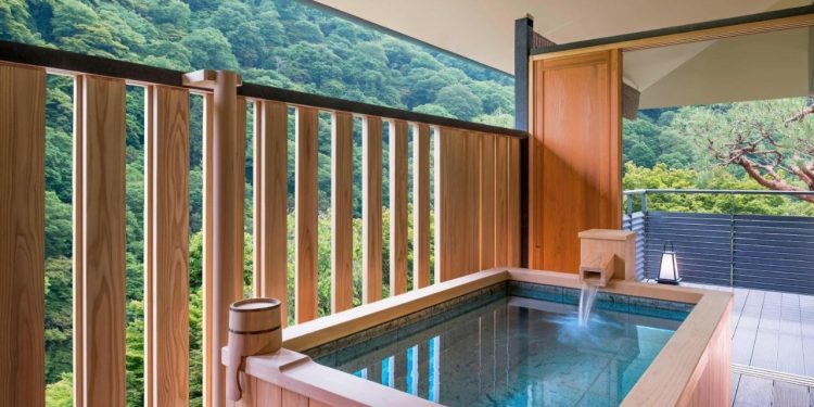 Pilihan Hotel di Kyoto Dengan Fasilitas Private Onsen