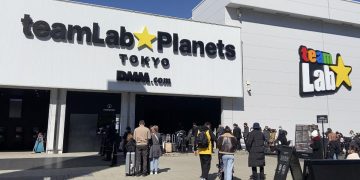 Jelajahi Keindahan Seni Digital di Teamlab Planets