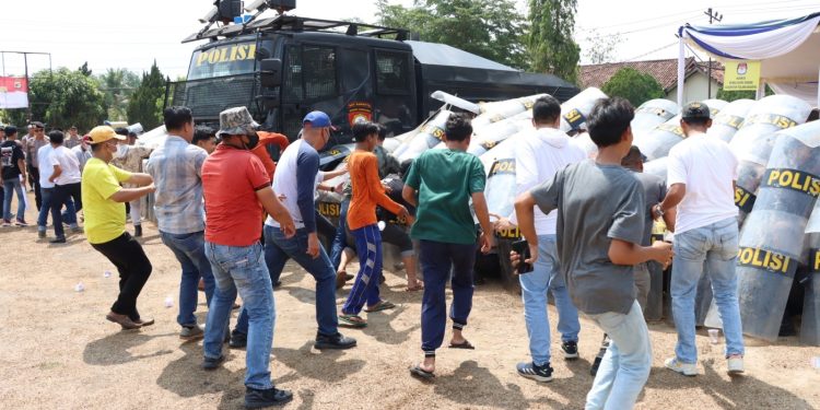 Skenario Simulasi Sispamkota Jelang Pemilu 2024 yang Digelar Polres Tulang Bawang