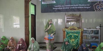 Wakil Ketua TP-PKK Hj. Devriyana Marda Ardian. S.Kom Hadiri Pengajian Muslimat NU
