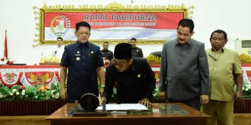 Raperda 2024 Ditandatangani dan Disetujui DPRD Tubaba