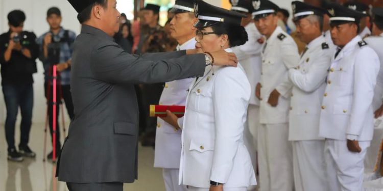 Drs Nukman MM Lantik 60 PJ Peratin