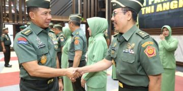Beberapa Perwira TNI AD Naik Pangkat